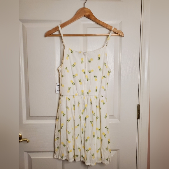 Pineapple Romper - Picture 2 of 4